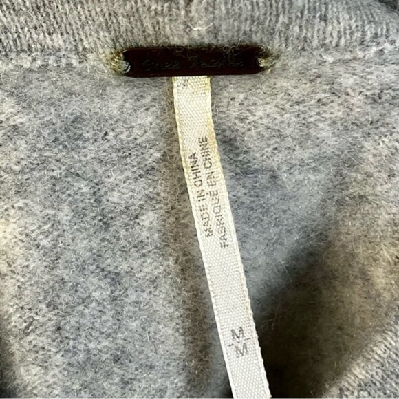 Free People Cashmere Mock Turtleneck Sweater Grey Size M Minimalist Winter - Picture 5 of 9